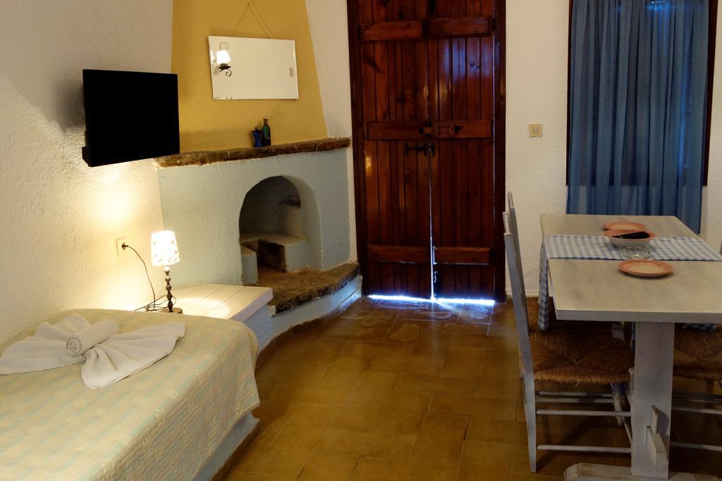 Cretan Village Hotel Amoudara  Exterior photo